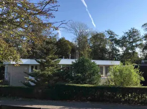 Spacious bungalow near beach and sea - Image 3