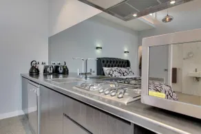 Central Hobart Glebe Studio Apartment+free carpark - Image 4