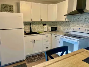 Livin’ on Vero Beach time. 2/1 unit. Beach in 2mi - Image 4