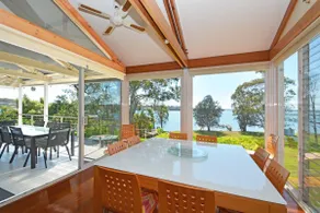Lake Macquaries Edgewater Studio at Morisset Memories - Image 3