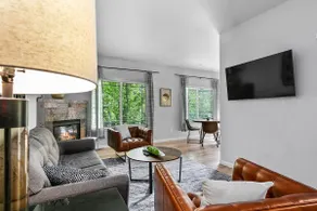Aspen @ The DUPE - blocks from Old Mill District - - Image 3