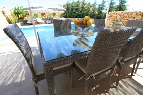 Unique Country house with indoor / outdoor pool - Image 2