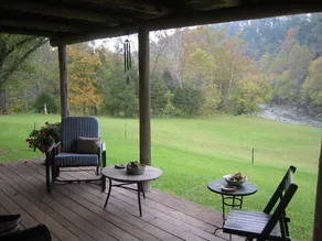 Cabin on the River at the Bare Farm - Image 2