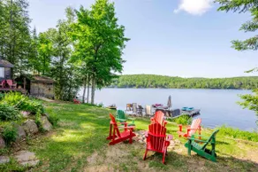 Vicky’s Hideaway Resort-Bancroft Diamond Lake - Image 2