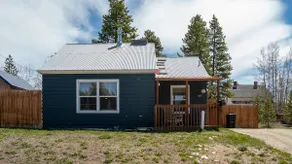 Cozy 1 BR/1BA W Fenced in Backyard - Image 4