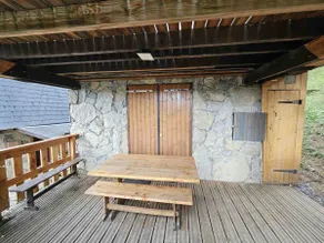 Chalet Cymaos, family-friendly, mountain views - Image 3