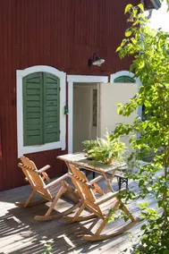 Large turn-of-the-century house in the archipelago. - Image 4