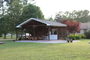 Chattanooga Chickamauga Lakefront Resort Pets OK - Image 3