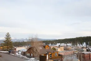Victorian within walking distance to DT Truckee! - Image 3