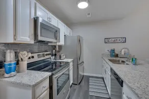 Modern 1BR Loft Near Nature Park, Downtown & Duke - Image 5