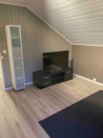 Senja/Botnhamn! Garage apartment with parking! - Image 2