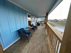 Beau's Bungalow at Holiday Beach Pet Friendly! - Image 3