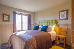 Tin mine riverside retreat, log fires, views, wildlife, ruins, pet-friendly - Image 3