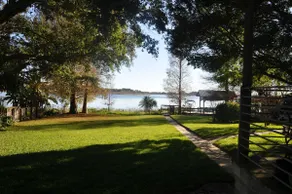 Lk Saunders Shores. A perfectly peaceful getaway. - Image 2