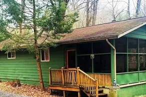 Cabin in Cook Forest! The White Conifer Cabin. - Image 3
