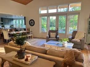 Luxury Home with wonderful Creek - Image 2