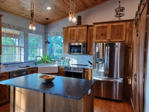 Spacious Lake Keystone Retreat | 30+ Day Stays - Image 3