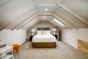 Central Park Charm |Stylish Guest Suite in Denver - Image 2