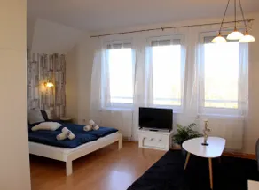 PS Studio is located in the city center. reg. no: MA20009374 - Image 3