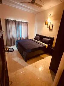 Eclectic 1 Bedroom House - Image 3