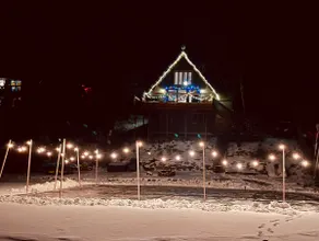 The Tree House-sleeps 10, Winter Fun! - Image 3