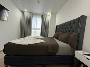 Modern Apt Arboleda 172 - Image 4