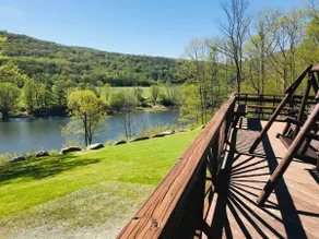 The Delaware River Cabin - Image 4