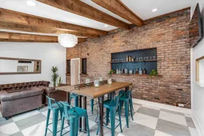 5BR Detroit Mansion | Sleeps 16 | Driveway Parking - Image 3