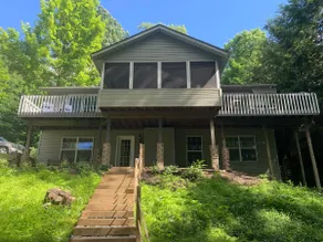 Lake living right on the water! - Image 2