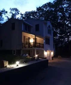 White House, 6 bd 2.5 bth slp 9, Beach, UNE, KBPT - Image 2