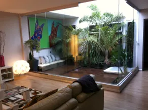 Maison côtière exclusive avec magnifique terrasse et wifi à 1 minute de la plage. - Image 5