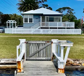 Riverbank Cottage - Waterfront - Image 2