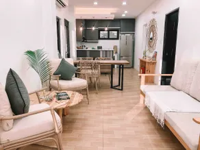 1BR Tropical Penthouse for 4 guests, near beach - Image 2
