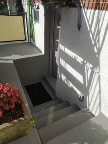 Modern Pro Suite | Parking + Private Garden - Image 2