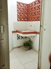 Spacious bathroom with dressing area For 3 guests - Image 5