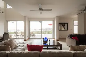 Vistas del Coco House, ocean views, infinity pool - Image 5