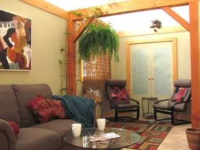 Stunning Woodstock 1 BR Hideaway - Image 3