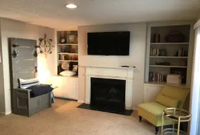 BEAUTIFULLY NEW DESIGNED CONDO CLOSE TO THE BEACH - Image 4