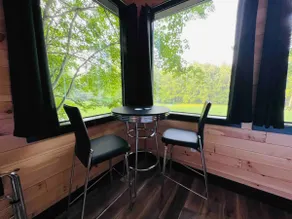 Cozy, Peaceful, Hideaway Nestled in the Woods - Image 4