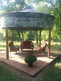 Cozy Pine Country Cabin - Image 3