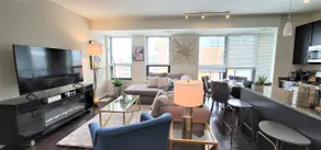 \"Serenity of Evanston\" 2 BDR/2Bath Modern-Luxe Suite - Image 3