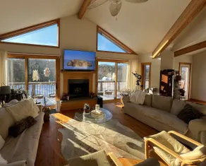 Quiet Retreat: Apple Orchard & Mountain Views - Image 2