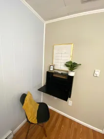 Posh Apartment/ Off Street Parking/10 Mins To City - Image 5