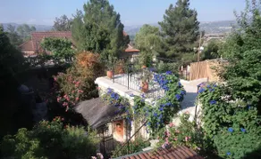 Oleander Stone House - Image 2
