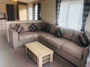 Lovely Lodging in Whitecliff Bay - Image 5