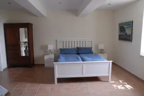 French - Image 5
