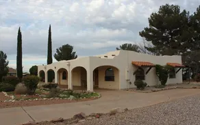 Charming home in Country Club Estates - Image 3