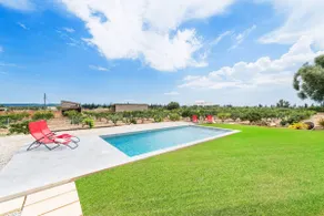 Villa Albaimar with swimming pool and garden - Image 4