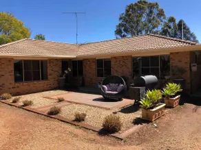 BEAUTIFUL ACREAGE With VALLEY VEIWS - Image 3
