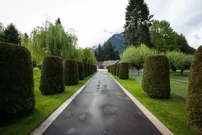 Enjoy this beautiful place with 4 bedroom , kitchen ,BBQ ,pool table and more - Image 2